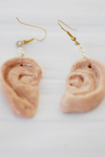 ear_earrings